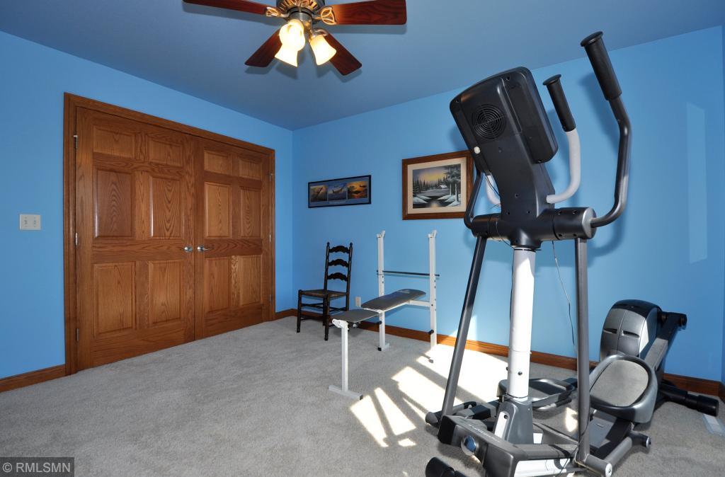 2444 Colleen Lane Northeast Rochester, MN 55906 - Photo 20 of 33