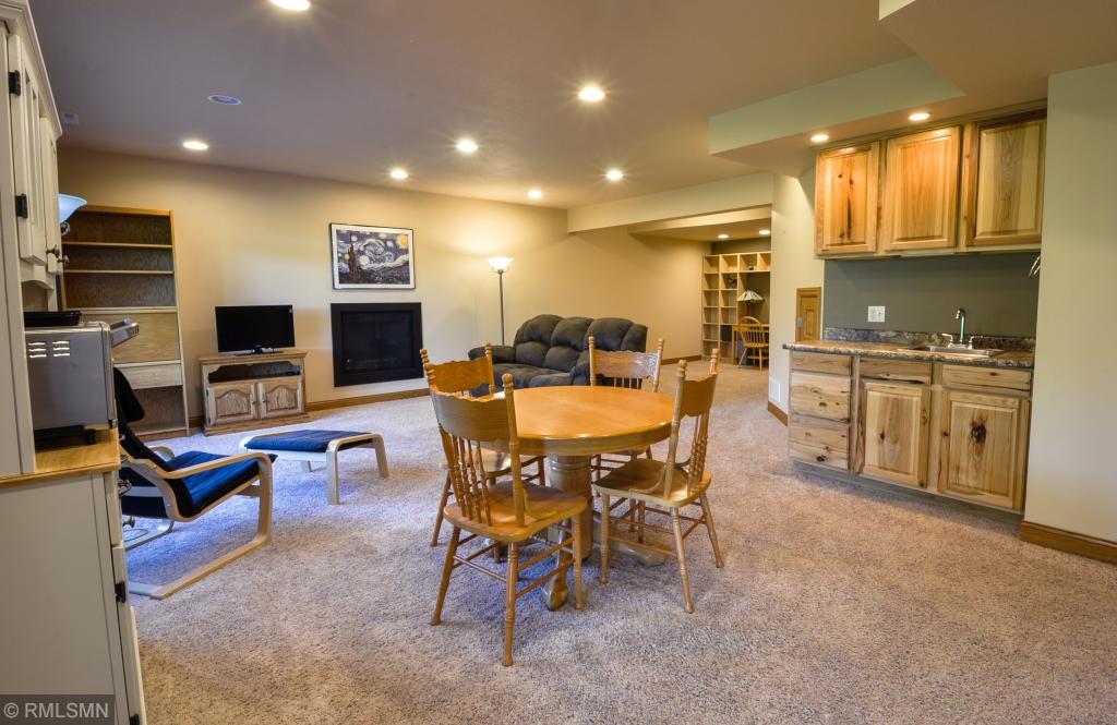 2444 Colleen Lane Northeast Rochester, MN 55906 - Photo 28 of 33