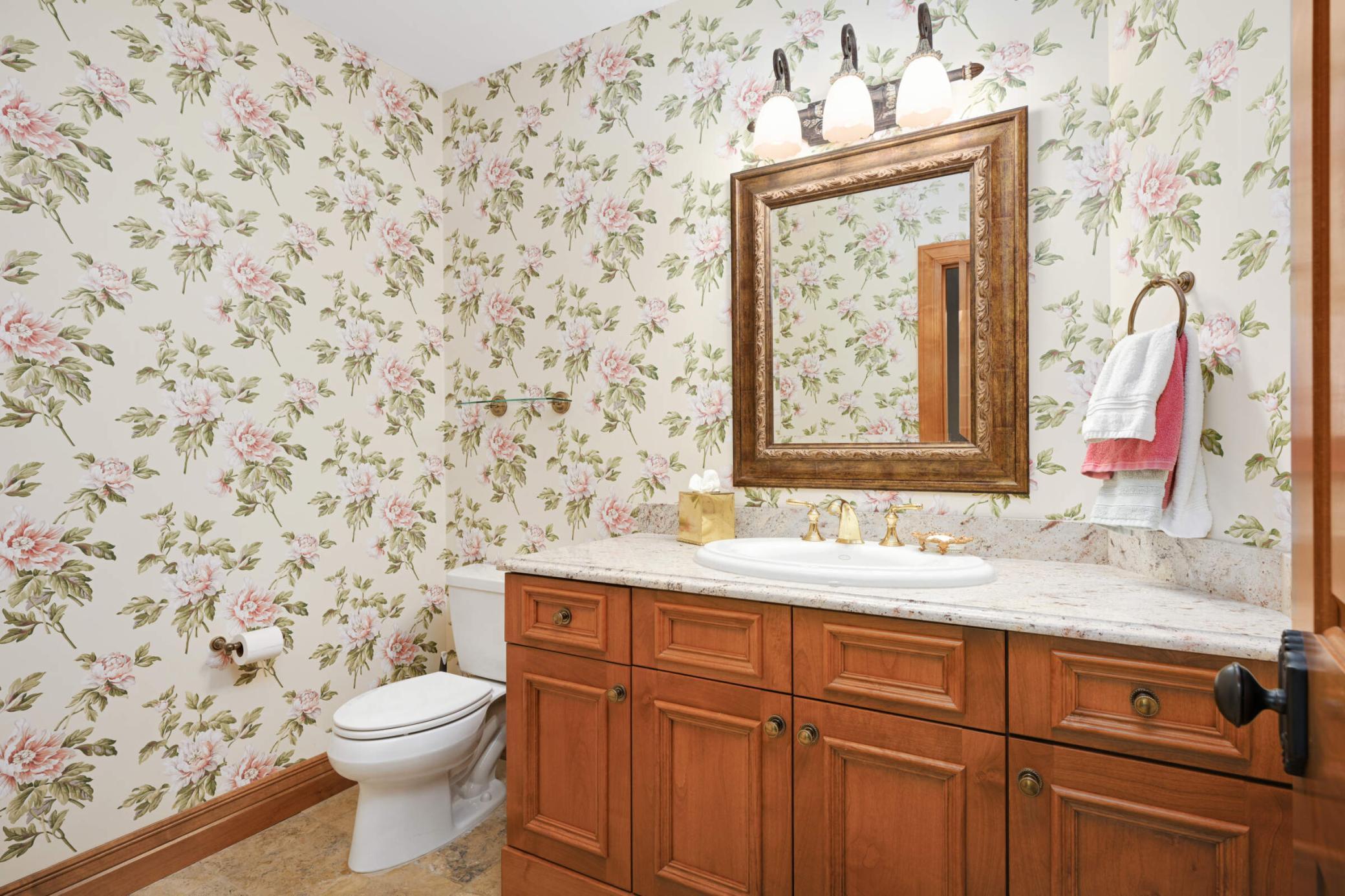 621 Ferndale Road West Wayzata, MN 55391 - Photo 7 of 95 Gallery Image 7