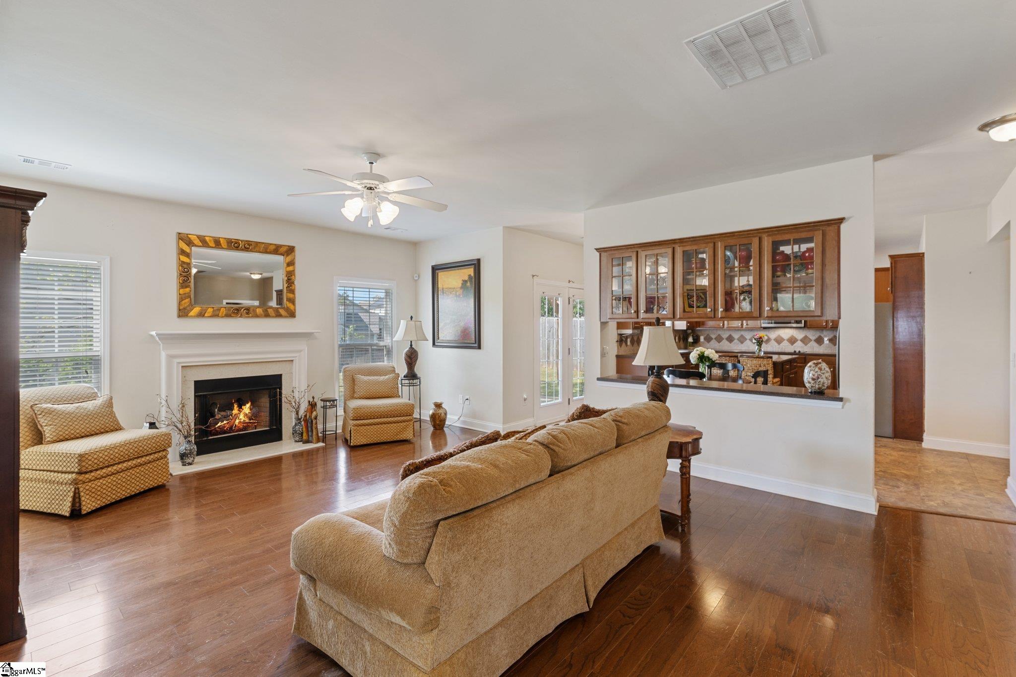 208 Rivanna Lane Greenville, SC 29607 - Photo 4 of 33 Gallery Image 4