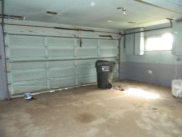 13908 South Reeves Road Robbins, IL 60472 - Photo 21 of 22 Gallery Image 21