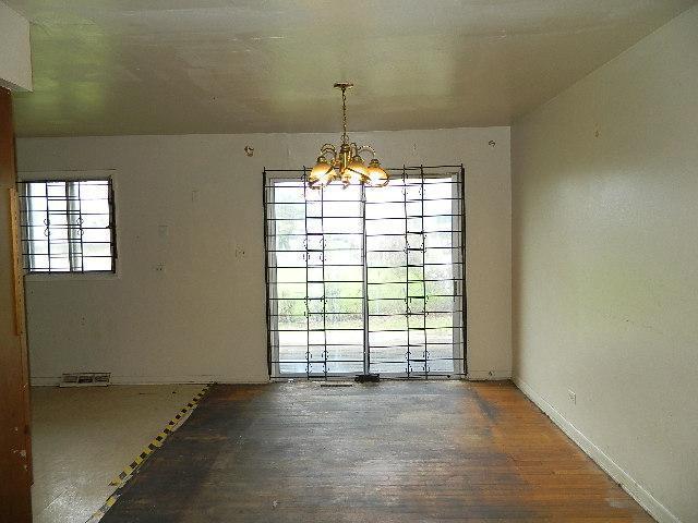 13908 South Reeves Road Robbins, IL 60472 - Photo 6 of 22 Gallery Image 6