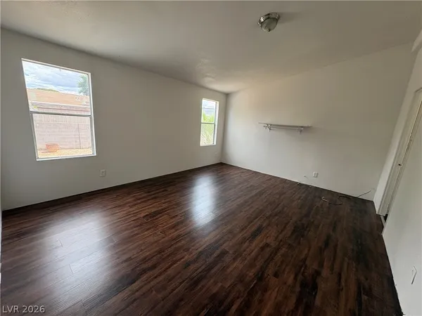 $1,652 | 4877 Saguaro Way, Las Vegas, NV 89121