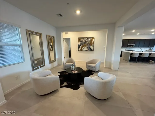 $5,950 | 10851 Mila Lndg Avenue, Las Vegas, NV 89166