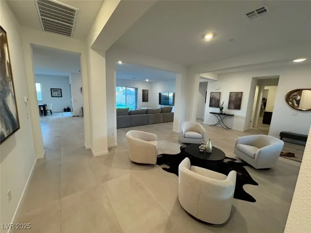 $5,950 | 10851 Mila Lndg Avenue, Las Vegas, NV 89166