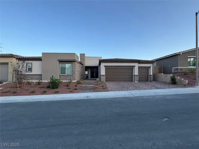 $5,950 | 10851 Mila Lndg Avenue, Las Vegas, NV 89166