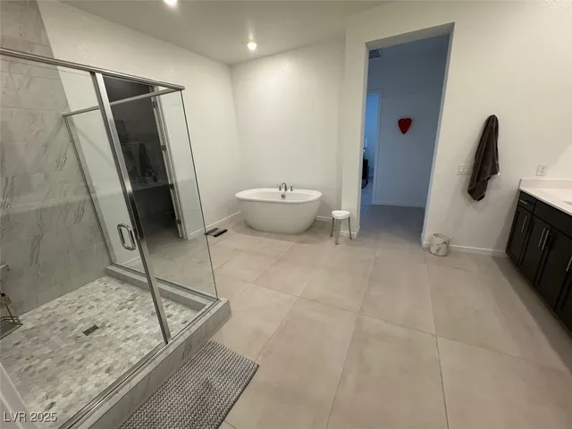 $5,950 | 10851 Mila Lndg Avenue, Las Vegas, NV 89166