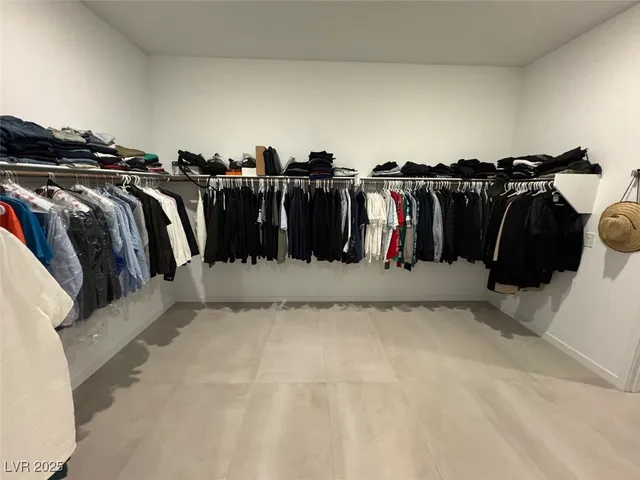 $5,950 | 10851 Mila Lndg Avenue, Las Vegas, NV 89166