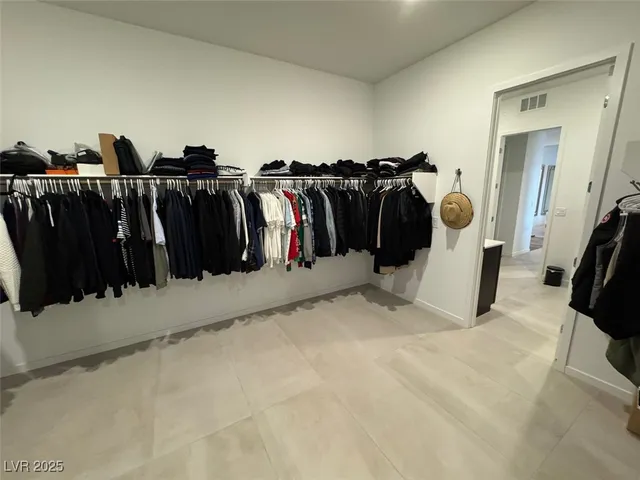 $5,950 | 10851 Mila Lndg Avenue, Las Vegas, NV 89166