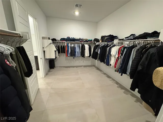 $5,950 | 10851 Mila Lndg Avenue, Las Vegas, NV 89166