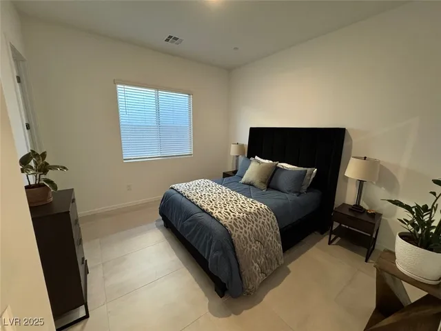 $5,950 | 10851 Mila Lndg Avenue, Las Vegas, NV 89166