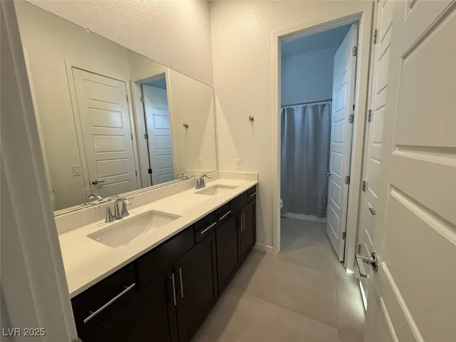 $5,950 | 10851 Mila Lndg Avenue, Las Vegas, NV 89166