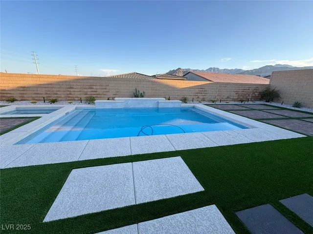 $5,950 | 10851 Mila Lndg Avenue, Las Vegas, NV 89166