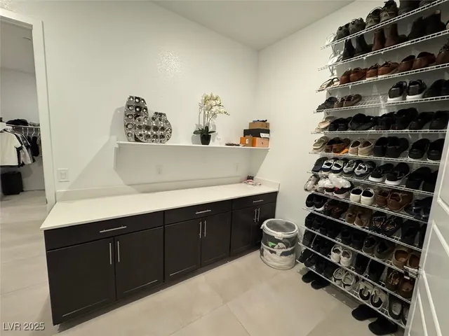 $5,950 | 10851 Mila Lndg Avenue, Las Vegas, NV 89166