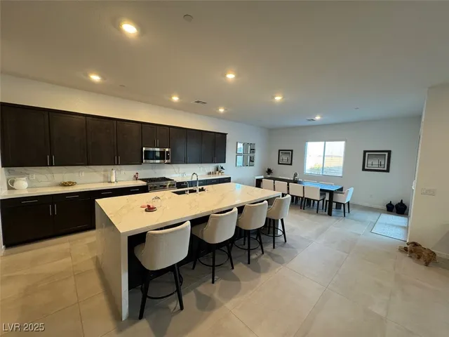 $5,950 | 10851 Mila Lndg Avenue, Las Vegas, NV 89166