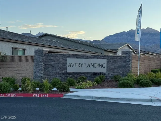 $5,950 | 10851 Mila Lndg Avenue, Las Vegas, NV 89166