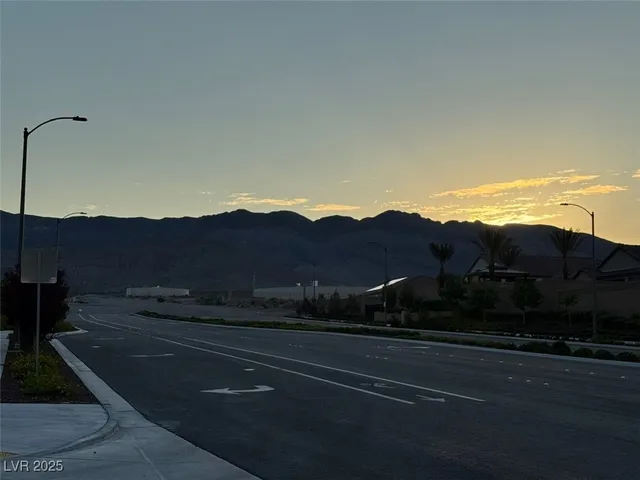 $5,950 | 10851 Mila Lndg Avenue, Las Vegas, NV 89166