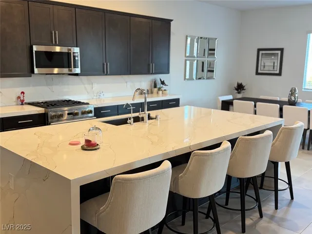 $5,950 | 10851 Mila Lndg Avenue, Las Vegas, NV 89166