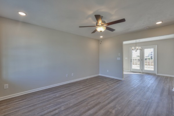 7 Laurel View Street Manchester, TN 37355 - Photo 2 of 15