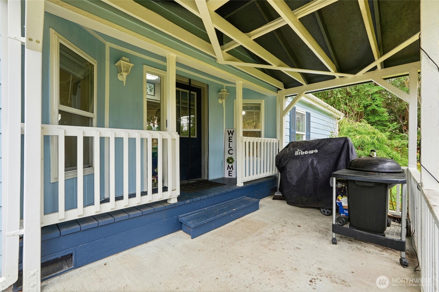 27613 Grandview Road Arlington, WA 98223 - Photo 4 of 30