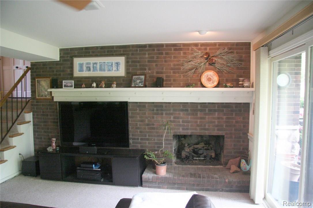 4887 Freer Street Rochester, MI 48306 - Photo 17 of 36 17 Family Room Fireplace.JPG