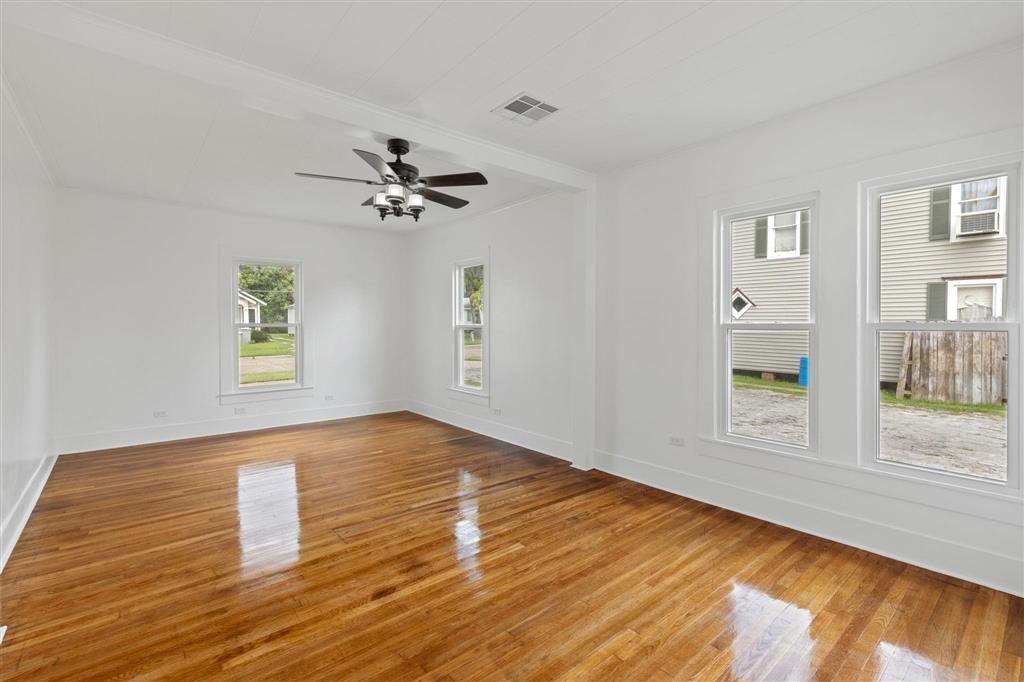 219 Clara Street Jennings, LA 70546 - Photo 12 of 24
