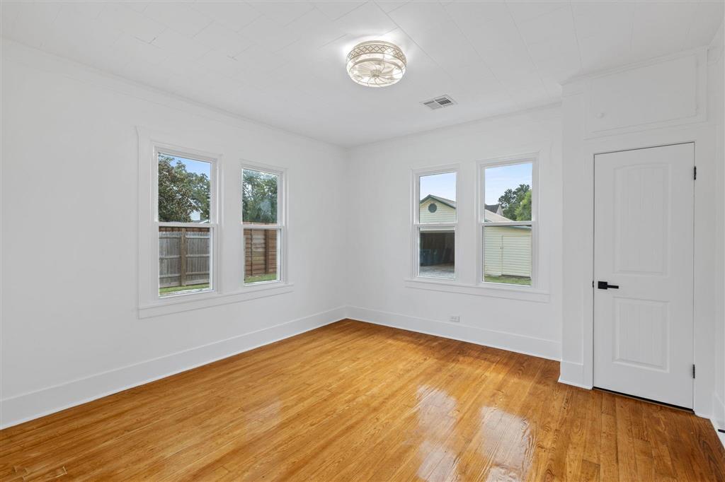 219 Clara Street Jennings, LA 70546 - Photo 13 of 24