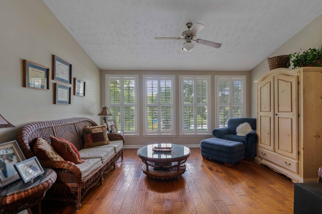 160 Willow Beach Road Ellerslie, GA 31807 - Photo 8 of 35 Gallery Image 8