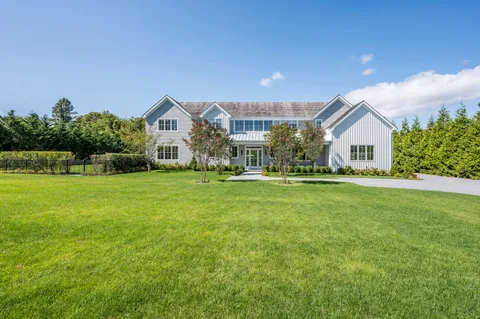 148 Head Of Pond Road, Water Mill, NY 11976