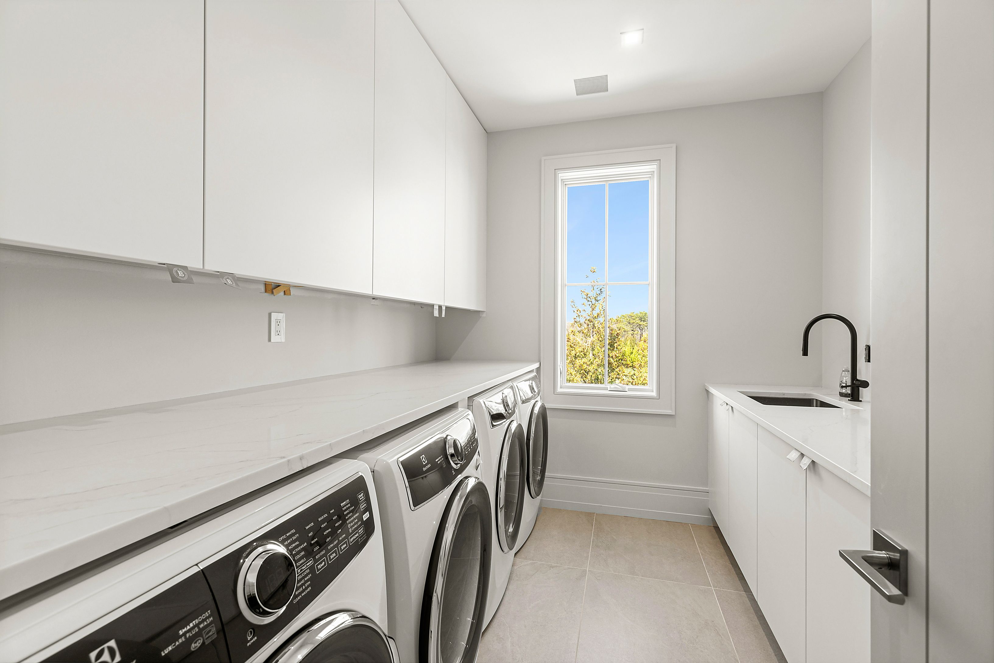 148 Head Of Pond Road Water Mill, NY 11976 - Photo 42 of 51