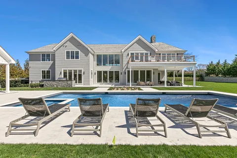 148 Head Of Pond Road, Water Mill, NY 11976