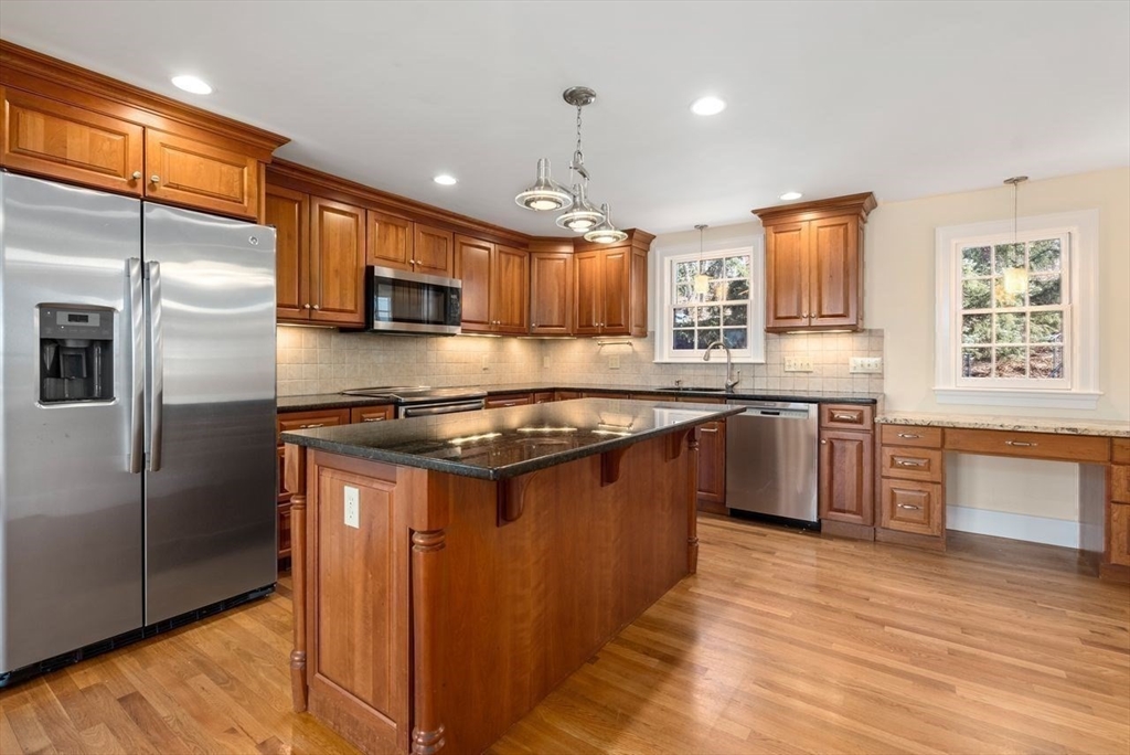 83 Wachusett Road Needham, MA 02492 - Photo 10 of 23