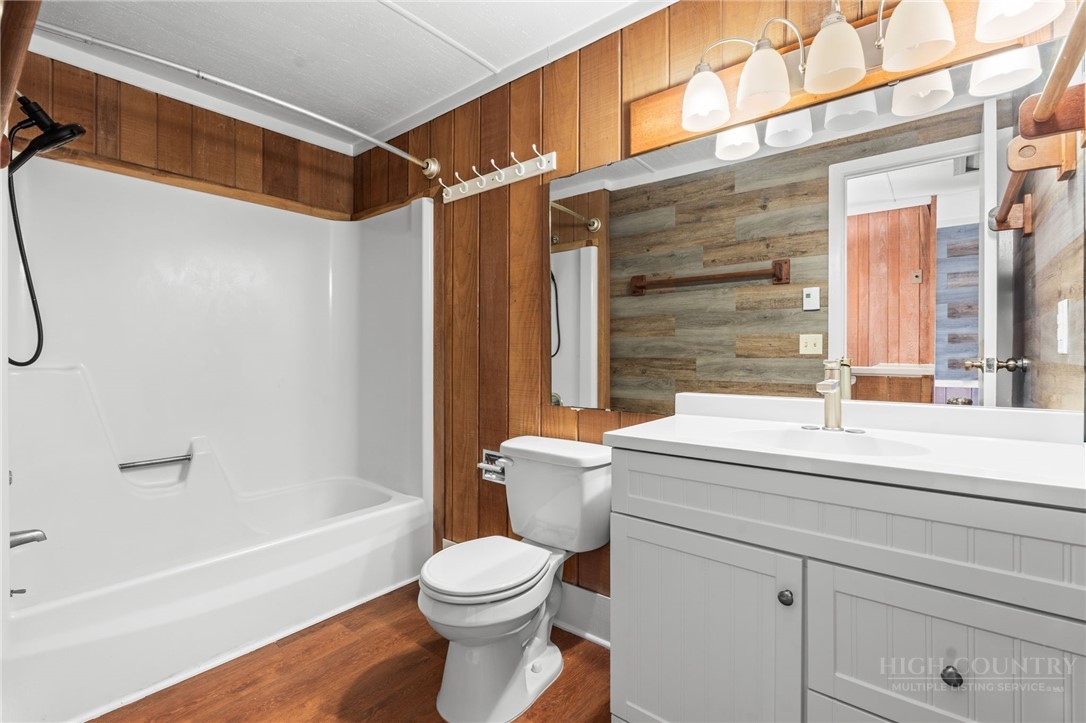 220 Charter Hills Road, Unit B3 Beech Mountain, NC 28604 - Photo 21 of 26
