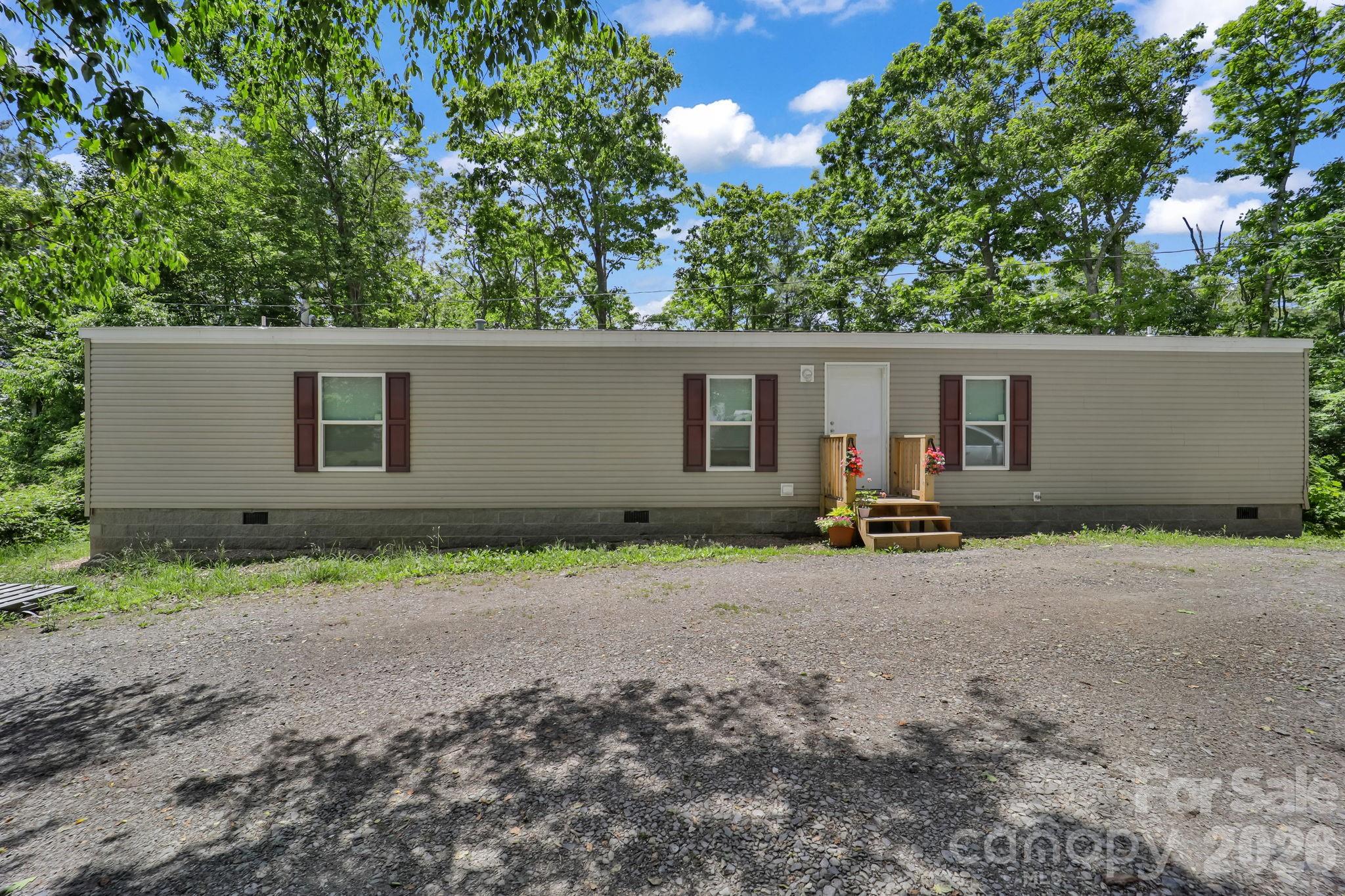 30 Little Rock Road Newland, NC 28657 - Photo 14 of 39
