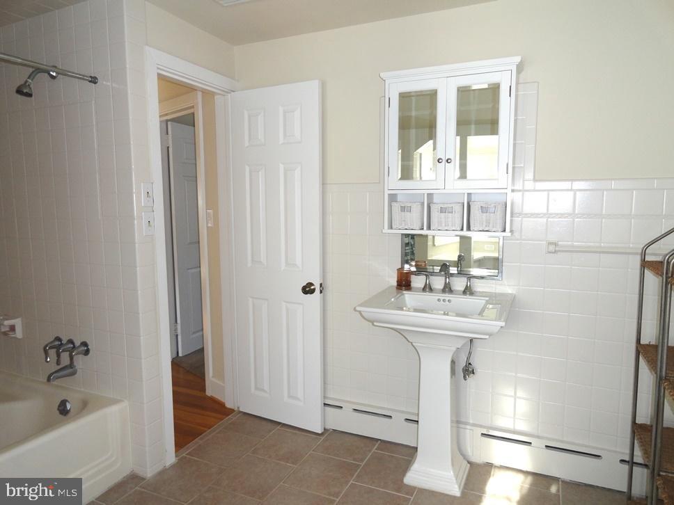 346 East Roseville Road Lancaster, PA 17601 - Photo 24 of 28 Gallery Image 24