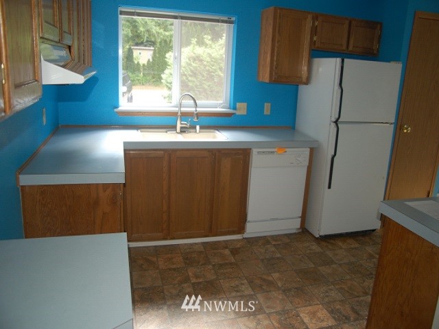 245 Mill Road Point Roberts, WA 98281 - Photo 4 of 21