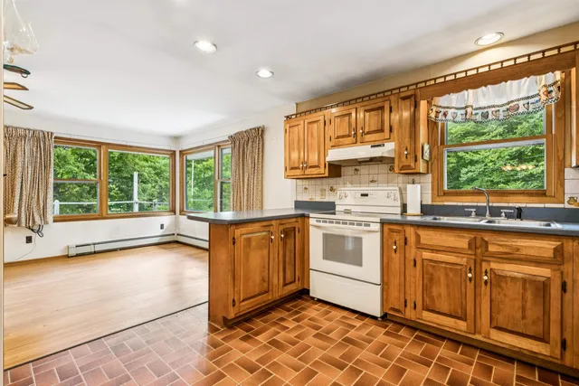 $399,000 | 315 Justin Morrill Memorial Highway, Strafford, VT 05072