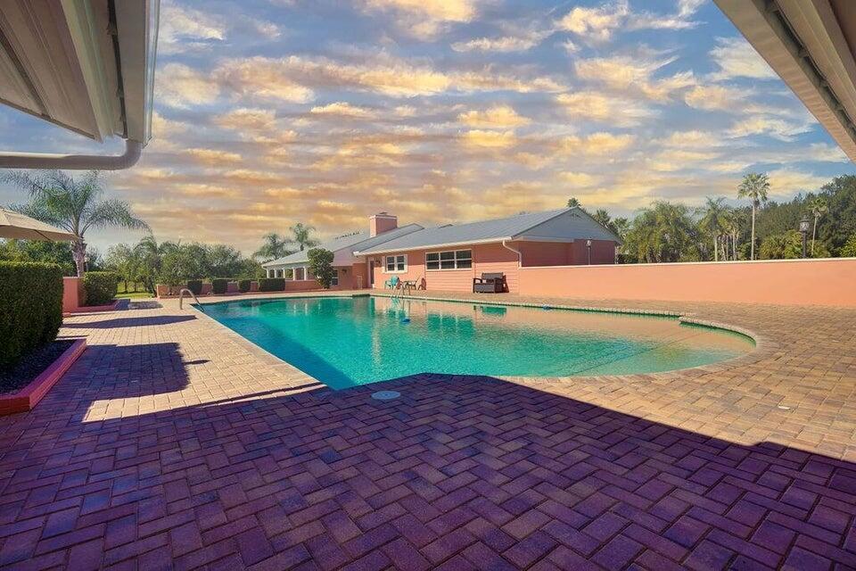 7600 Immokolee Road Fort Pierce, FL 34951 - Photo 10 of 32 a view of outdoor space with garden