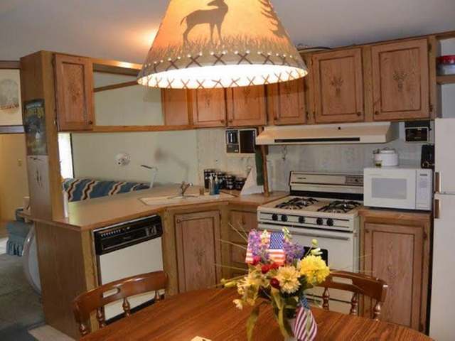 8521 Hower Road, Unit 6 Minocqua, WI 54548 - Photo 8 of 20 Gallery Image 8