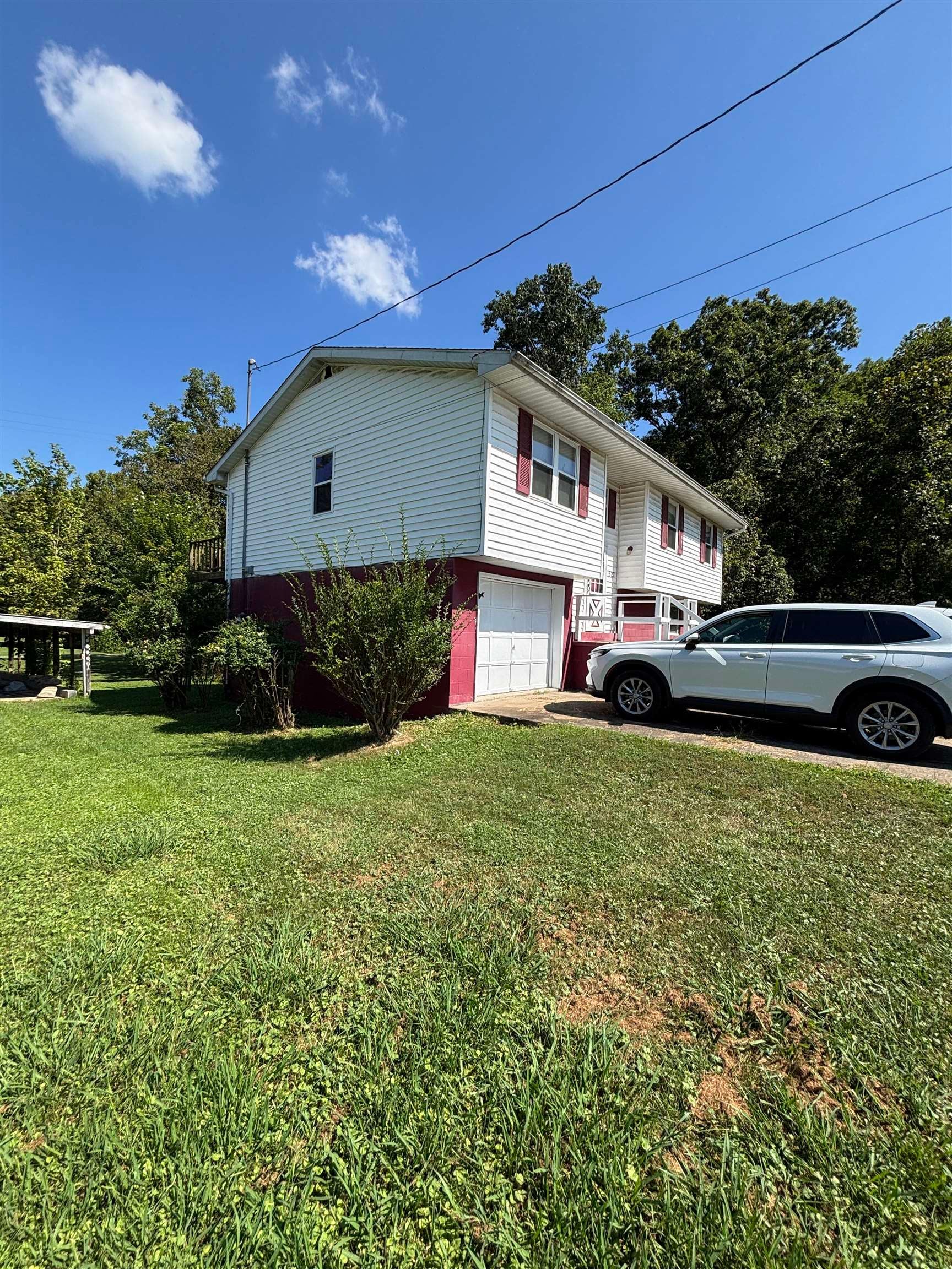 527 Lynn Road Kenova, WV 25530 - Photo 5 of 17 Gallery Image 5