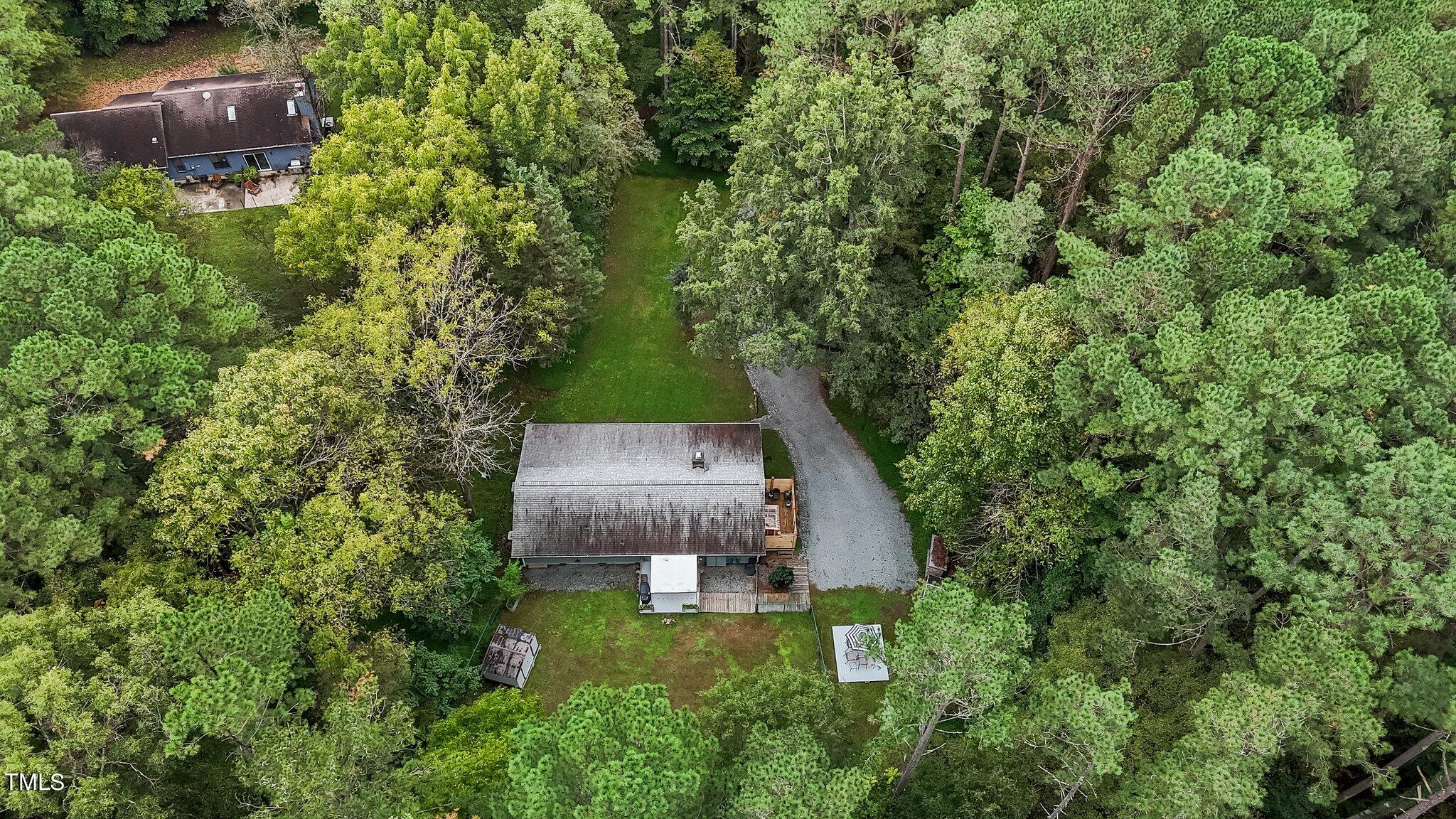 437 Robin Road Chapel Hill, NC 27516 - Photo 44 of 46 7-web-or-mls-DJI_20241001103556_0102_D
