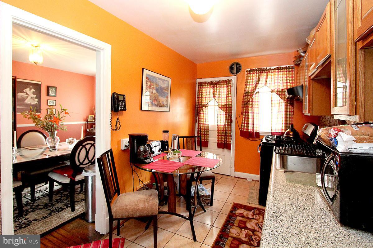 2031 Ramblewood Road Baltimore, MD 21239 - Photo 17 of 29 Kitchen