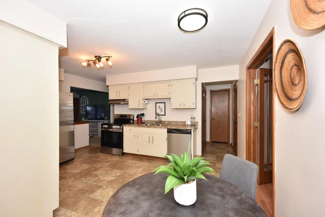 $350,000 | 1636 West Fairfield Court, Glendale, WI 53209