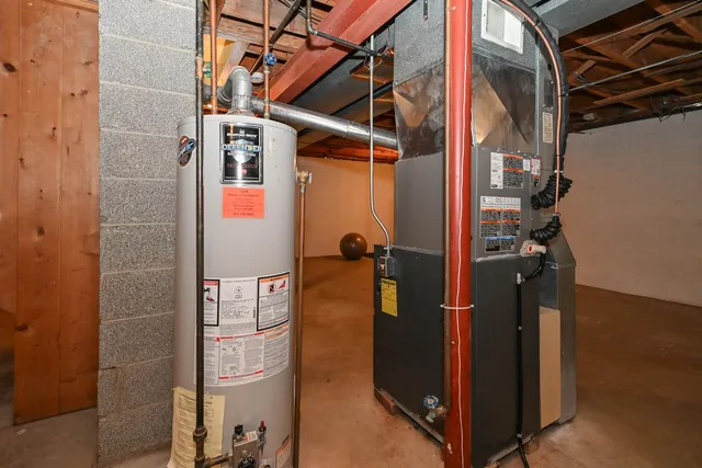 $350,000 | 1636 West Fairfield Court, Glendale, WI 53209