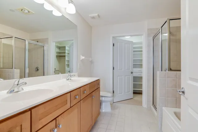 $2,395 | 500 East Grant Street, Unit 2207, Minneapolis, MN 55404