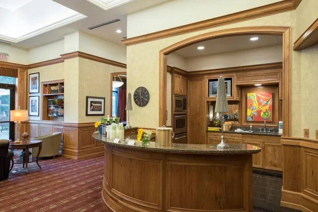 $2,395 | 500 East Grant Street, Unit 2207, Minneapolis, MN 55404