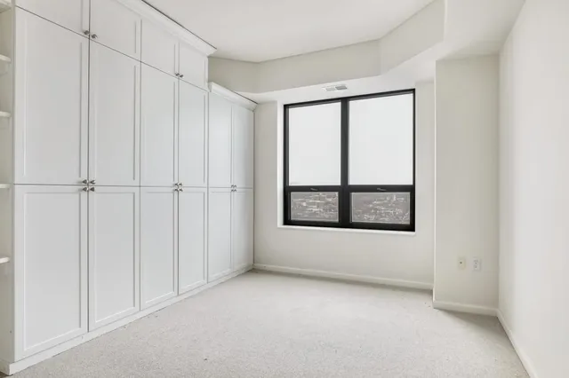 $2,395 | 500 East Grant Street, Unit 2207, Minneapolis, MN 55404