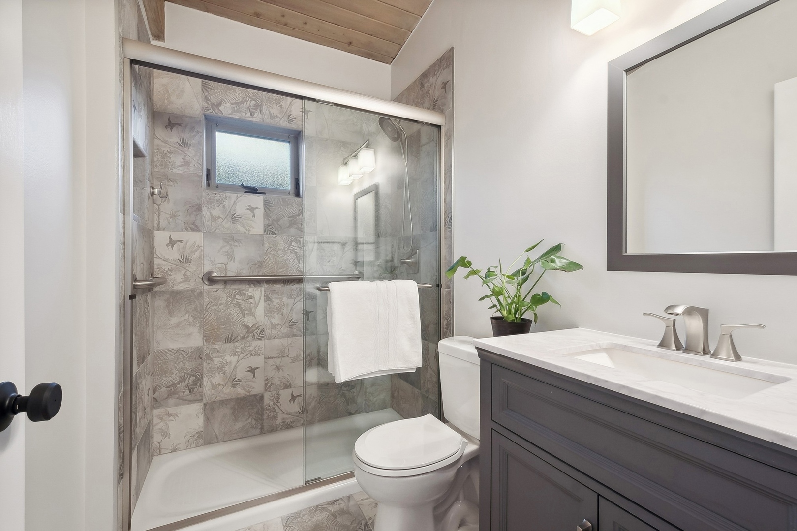 7515 East Prairie Road Skokie, IL 60076 - Photo 21 of 28 Gallery Image 21