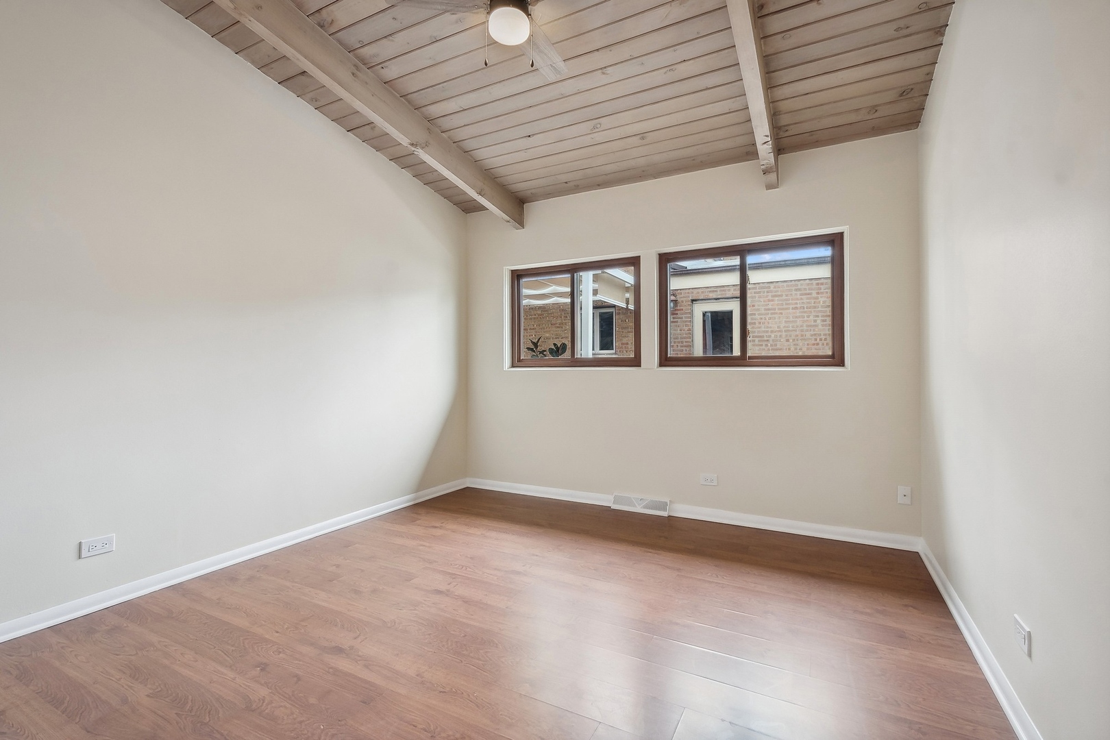 7515 East Prairie Road Skokie, IL 60076 - Photo 23 of 28 Gallery Image 23