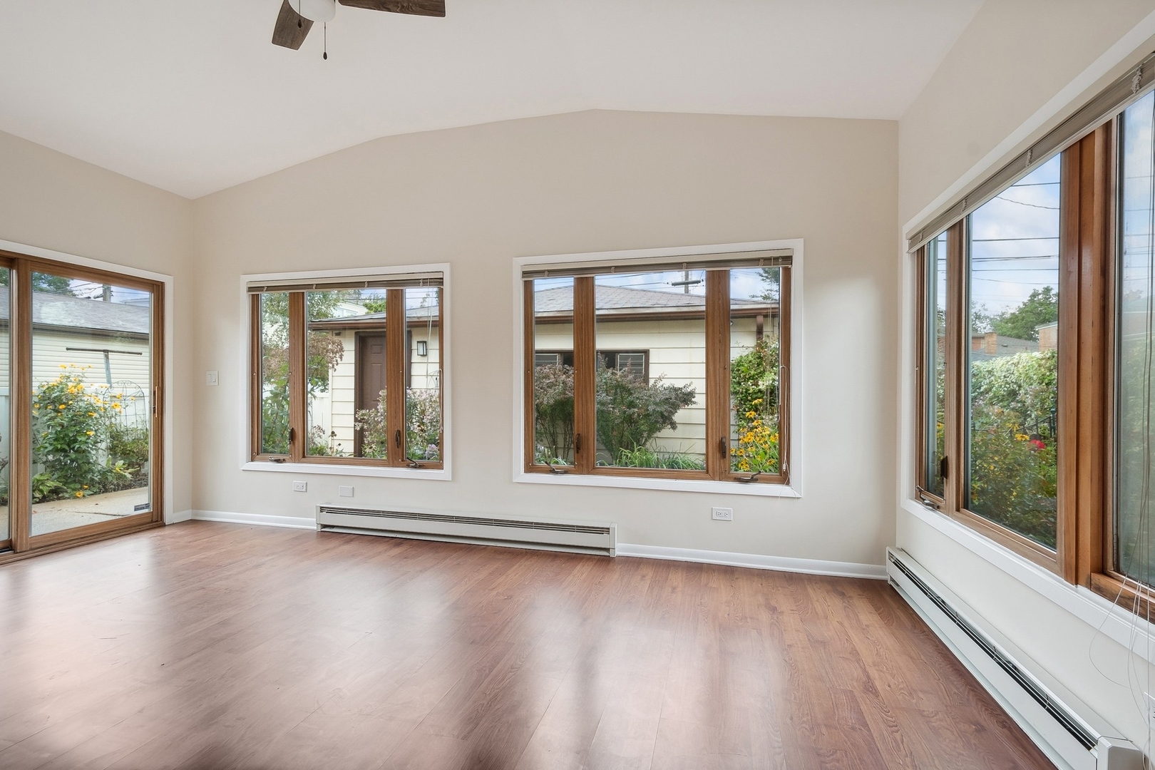 7515 East Prairie Road Skokie, IL 60076 - Photo 25 of 28 Gallery Image 25